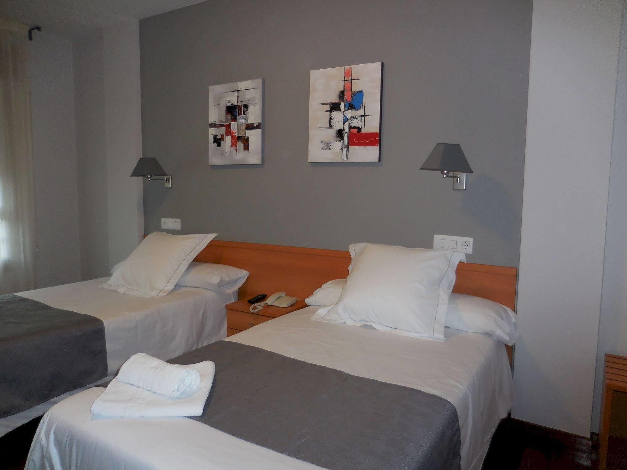 Hotel Ribeira Sacra Monforte De Lemos Buitenkant foto