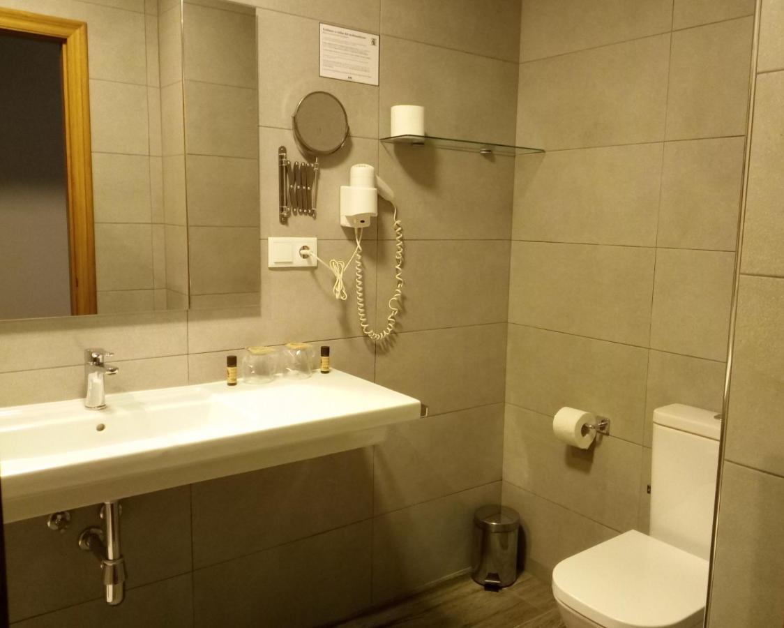 Hotel Ribeira Sacra Monforte De Lemos Buitenkant foto